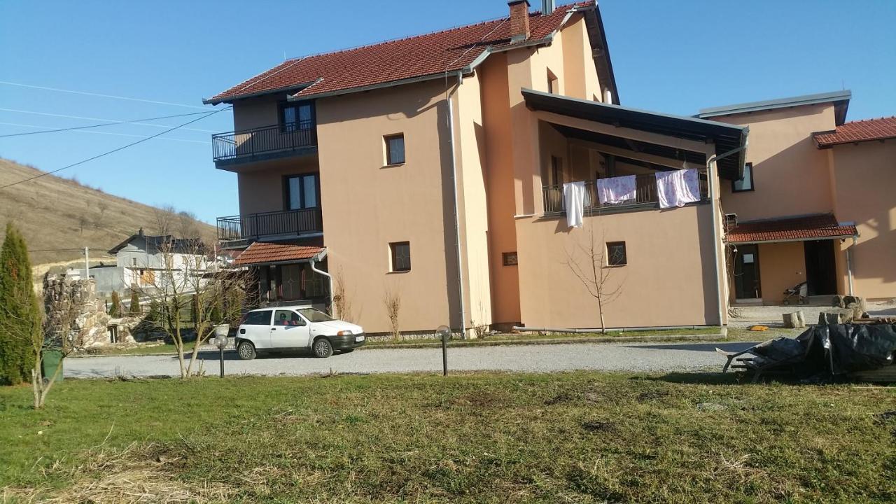 Apartmani Natura Sanski Most エクステリア 写真