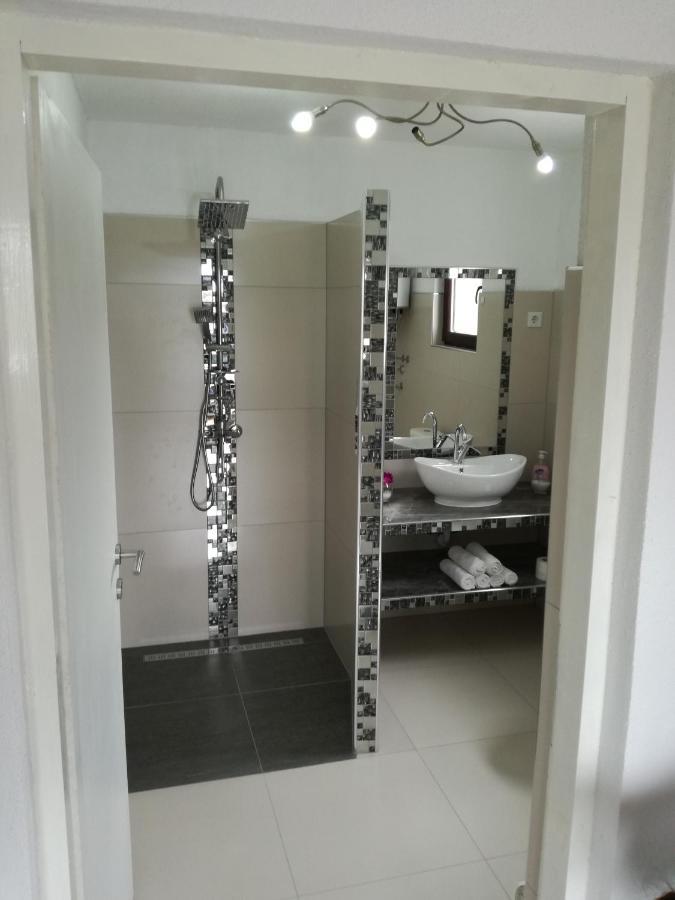Apartmani Natura Sanski Most エクステリア 写真